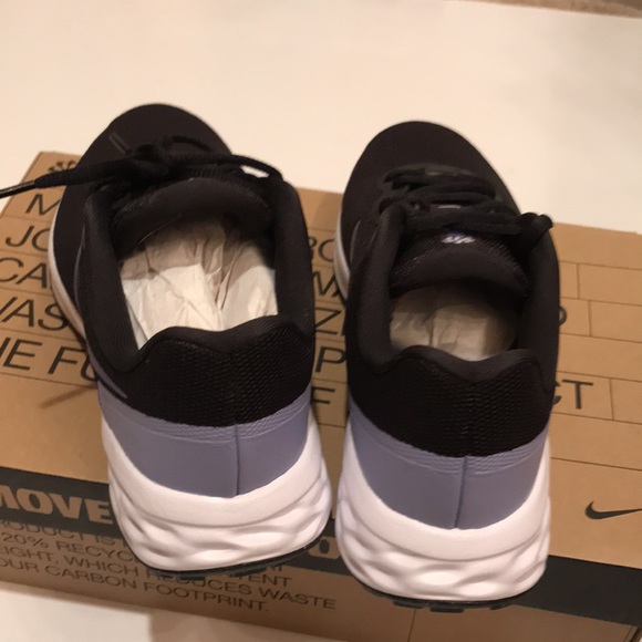 NWT NIKE REVOLUTION 6 NN size 6.5 black lapis Sneakers tennis shoes athletic - Picture 3 of 9